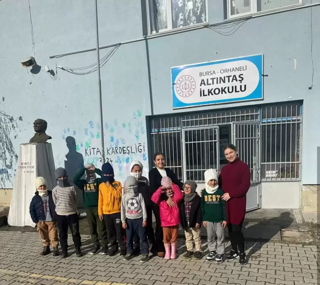 İlmek ilmek sevgi grubu